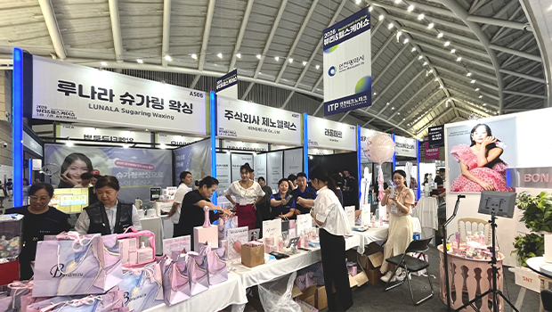 인천대 GTEP 20기, 송도 뷰티&헬스케어쇼 참가… 해외 바이어 상담·통역 실무 수행 대표이미지